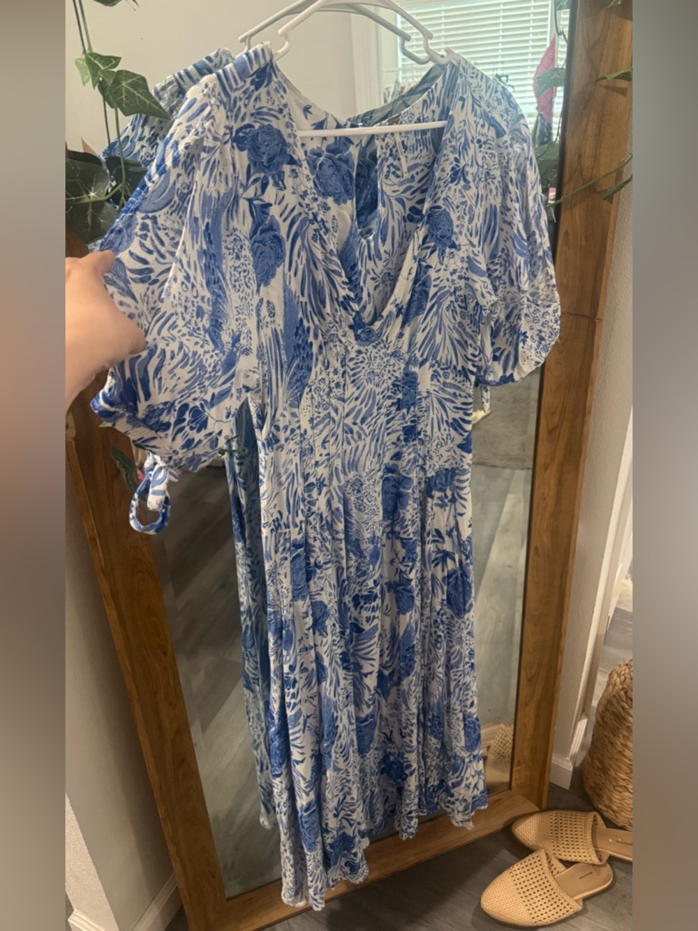 LIKE NEW Free People Forever Always Floral Pleated Midi Dress - Picture 4 of 8